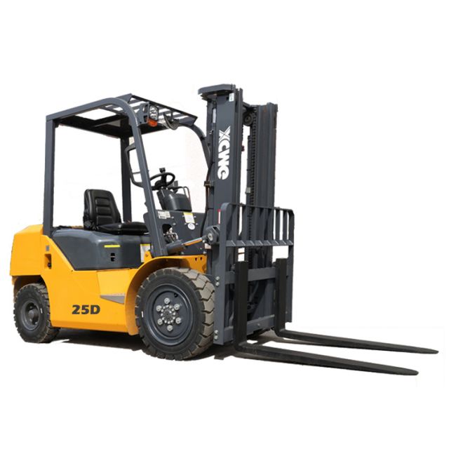 XCMG Japanese Engine XCB-D25 2.5 TON Tire Clamp Diesel Forklift Slots Operator Bangladesh