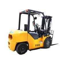 XCMG Japanese Engine XCB-D25 2.5 TON Hydraulic Stacking Truck Diesel Paper Roll Clamp Forklift Bale