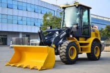 2 ton XCMG mini loader 4wd LW180K for sale