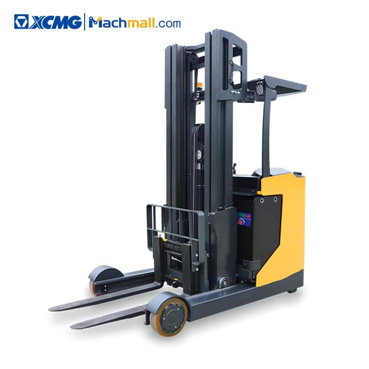 XCMG self loading forklift XCF-PG25 2.5 ton stand forward stacker price