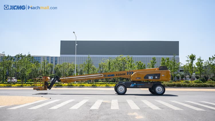 XCMG brand new series 40m aerial work platform boom lift portable Straight arm XGS40K price