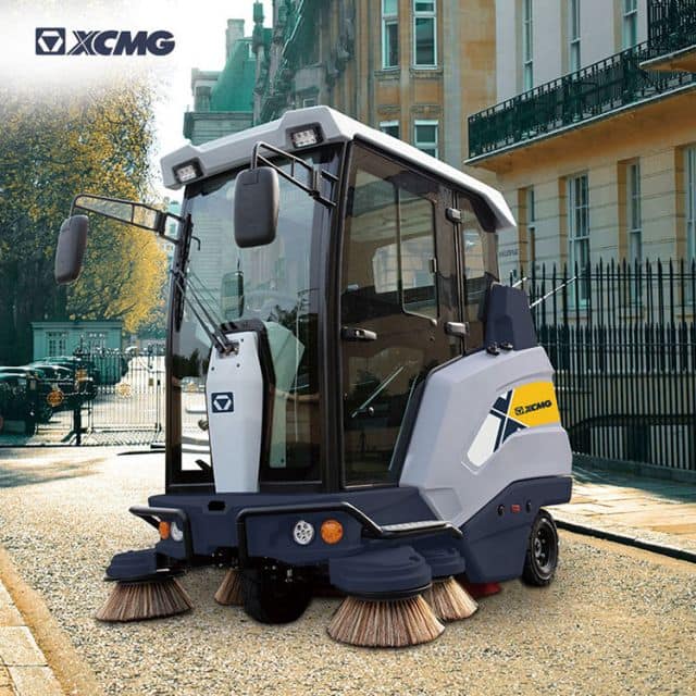 XCMG 100L landscape of the city large ride-on floor sweeper