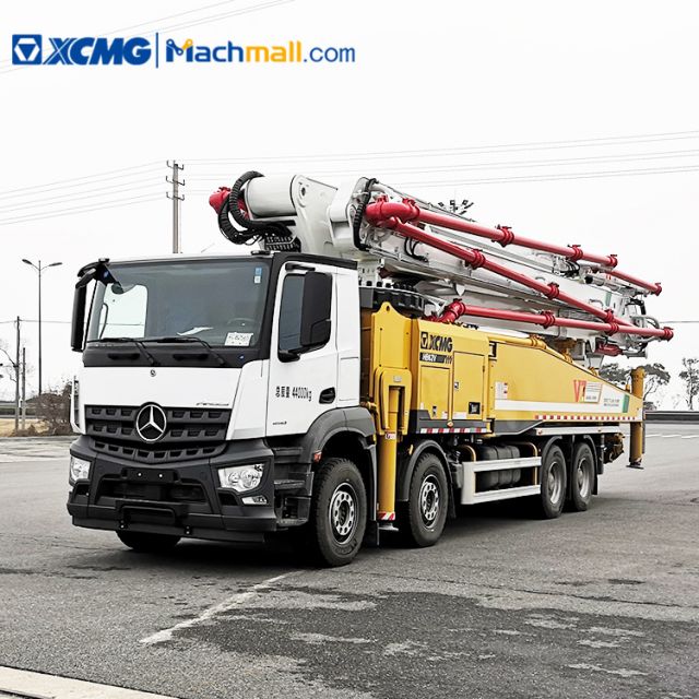 China XCMG concrete pump HB62V with Benz chassis price in Singapore