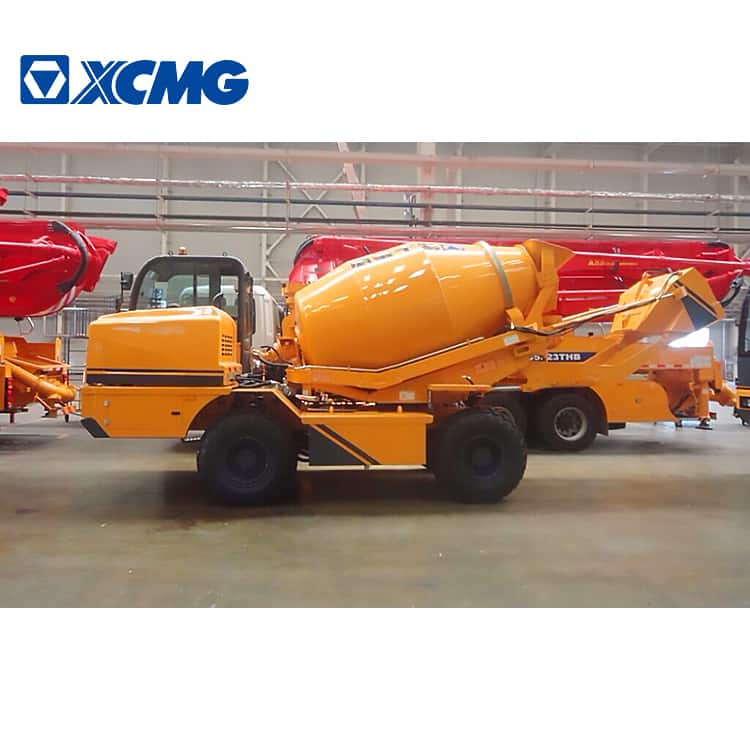 XCMG Manufacturer SLM4 Heavy Duty Truck Cement Mixer with Pump Price