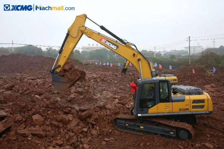 XCMG 22 ton hydraulic excavator machine with excavator accessories price