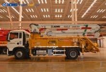 XCMG 30m small concrete pump trucks HB30K with HOWO chassis for Vietnam price