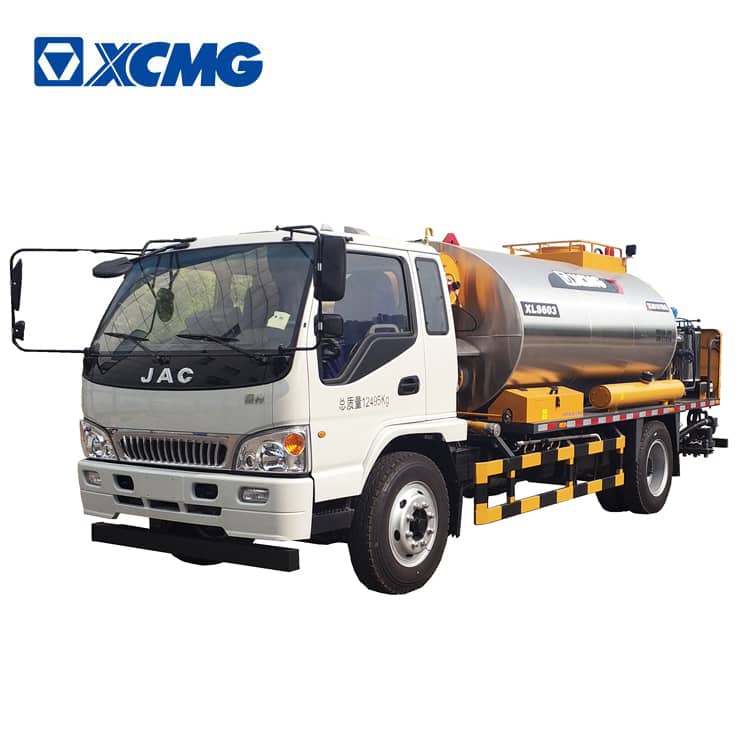 XCMG 6m3 asphalt distributor XLS603 intelligent asphalt distributor trailer truck for sale