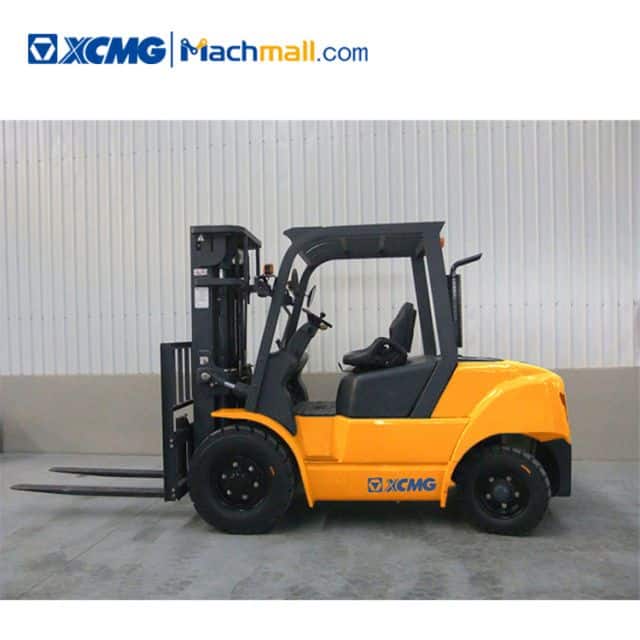 XCMG new diesel forklift FD45T 4.5ton for sale