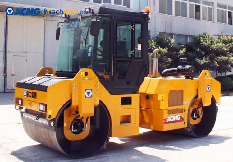 8 ton XCMG double drum asphalt compactor XD82 for sale