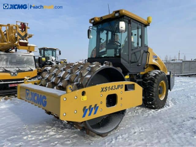 XCMG 14 tons soil compactor roller pad foot XS143JPD price