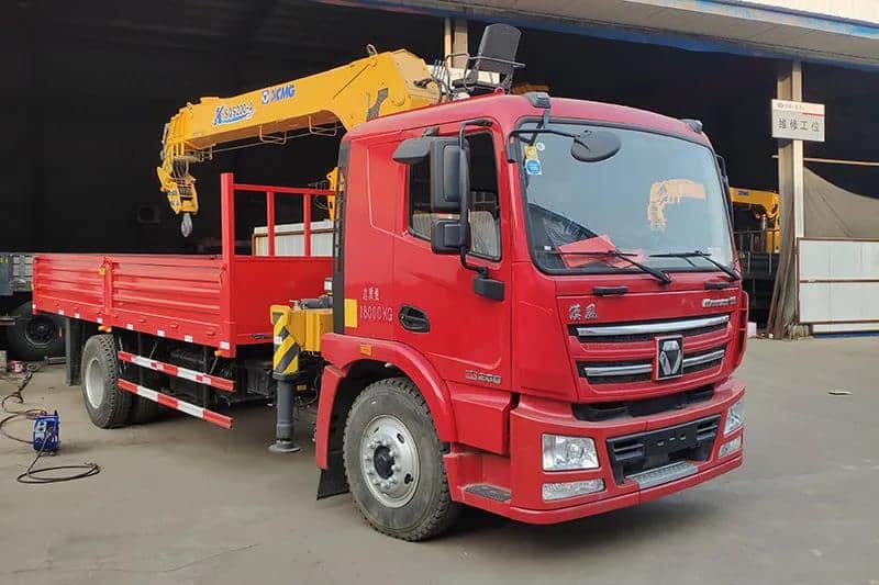 XCMG Official 8 Ton Small Truck Mount Crane SQS200-4 China Pickup Truck Mounted Crane for Sale