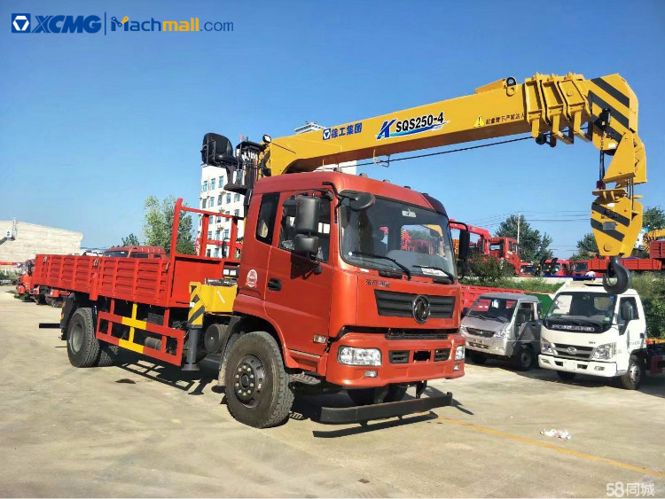 XCMG mini truck mounted crane 5 ton price