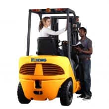 Chinese XCMG 3T Diesel Forklift FD30T Diesel Engine with Side Shifter for sale