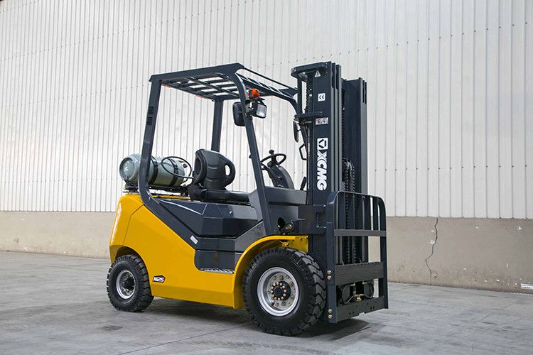 XCMG Fork Lift Trucks 2.5 Ton Gas Forklifts Engine 5000 LB LPG Forklift