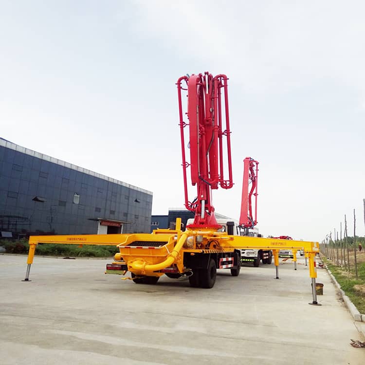 XCMG Official good performance 43m concrete pump HB43V truck mounted  with diesel price for sale