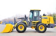 XCMG Official 3t small tractor front wheel loader LW300FN price