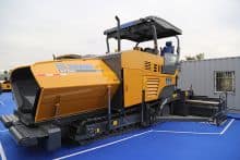 XCMG official 6m width asphalt paver RP600 china hydraulic crawler asphalt paver machine price