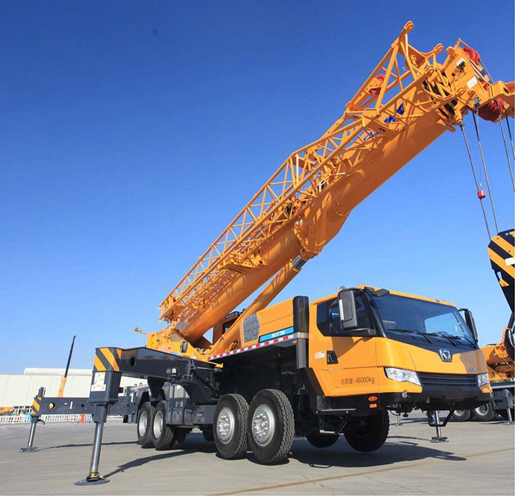 XCMG Official 75 Ton Mobile Lifting Crane XCT75 China Mobile Crane for