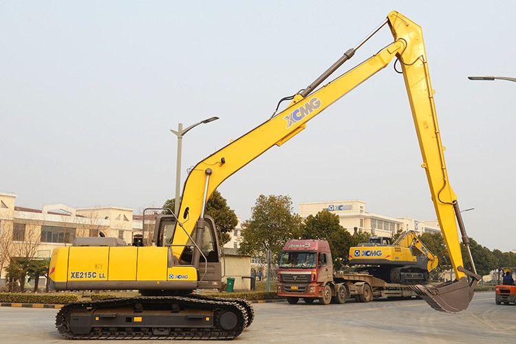 XCMG 20 ton long arm crawler excavator XE215CLL long reach hydraulic