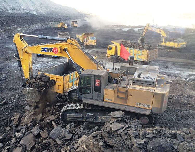XCMG 70 Ton Large Crawler Mine Excavator Machine XE700D Price