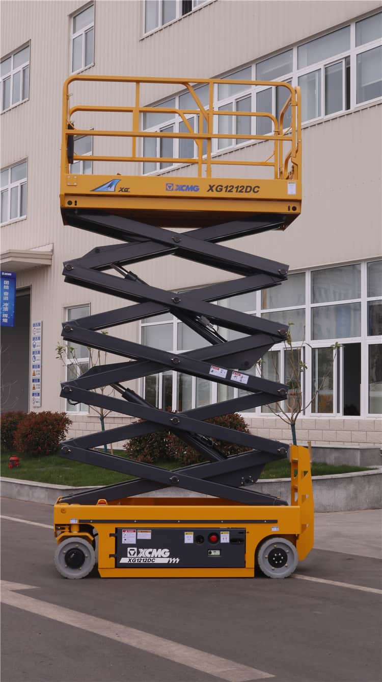 XCMG electric 12m manlift scissor aerial working platform lift XG1212DC price