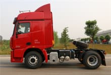 XCMG 35 Ton New Tractor Trucks 375hp XGA4180D3WA Truck Tractor 4*2 For Sale