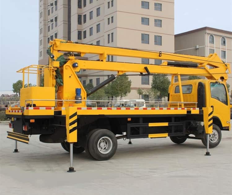 XCMG new 18m height lift platform truck XGS5068JGKJ6 Chinese durable folding boom lift truck price