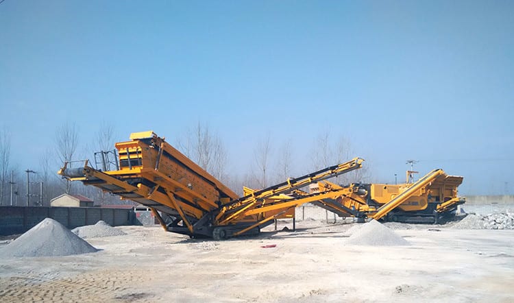 XCMG Mobile Jaw Crusher132 HP Plant Screening XFY1561 For Sale