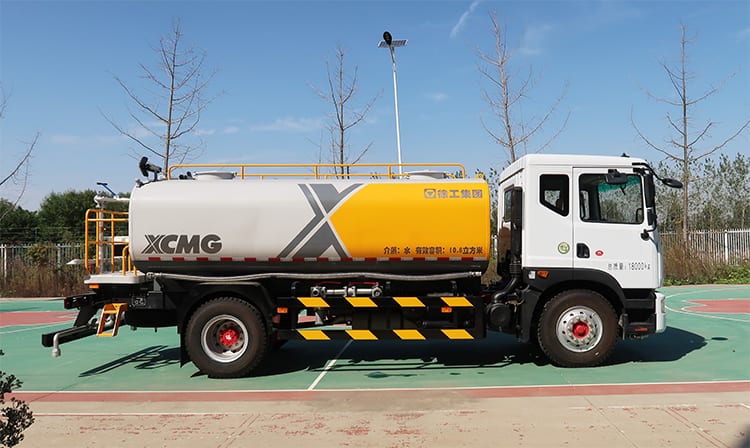 XCMG official sprinkler cleaning truck XZJ5180GSSD5 road sanitation cleaning machinery for sale