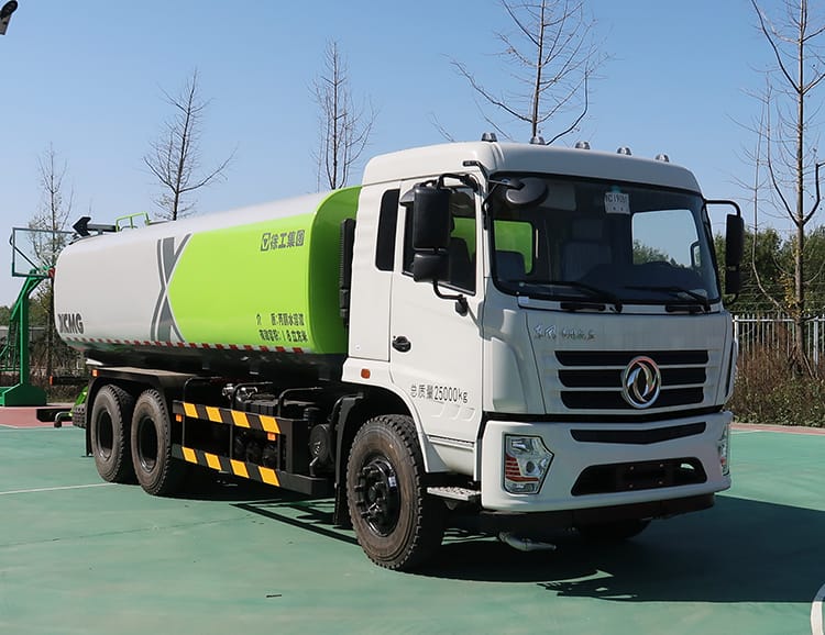 XCMG sprinkler cleaning truck XZJ5250GQXS5 road cleaning truck with high pressure water system price