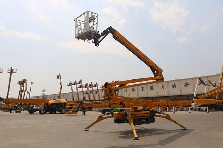 XCMG Official 20m XGA26X Hydraulic Elevated Work Platform  Articulated Boom Lift