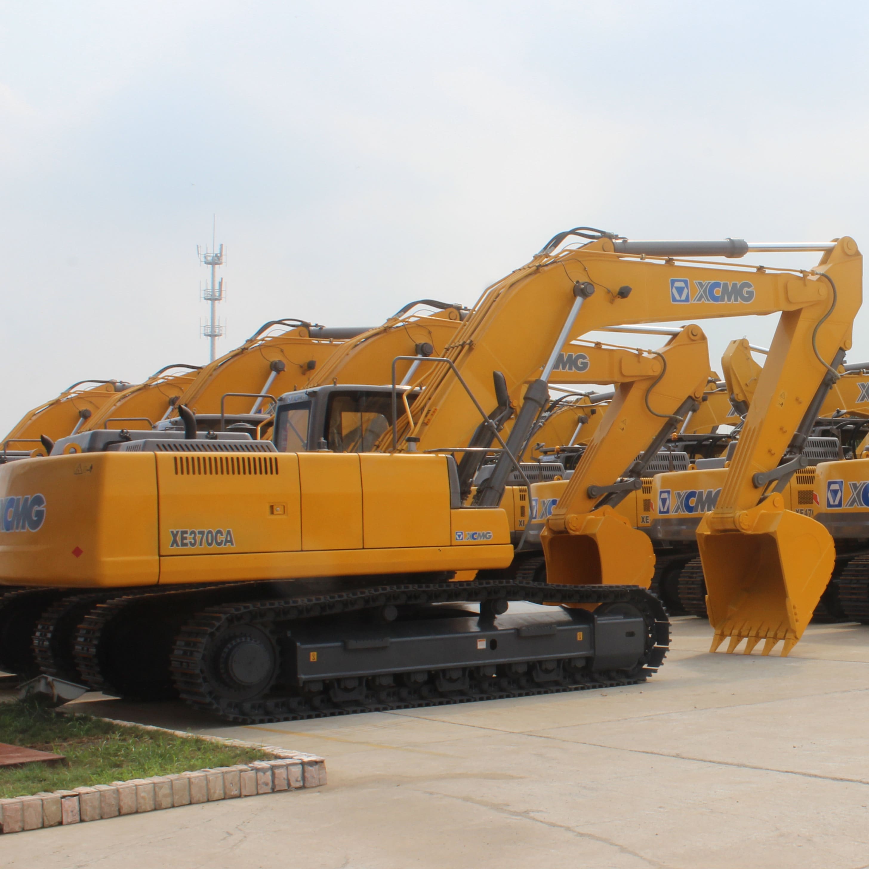 XCMG Official 37 ton Large Crawler Excavator XE370CA for sale