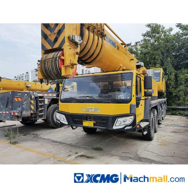 XCMG Used 130t Truck Crane Machinery QY130K For Sale