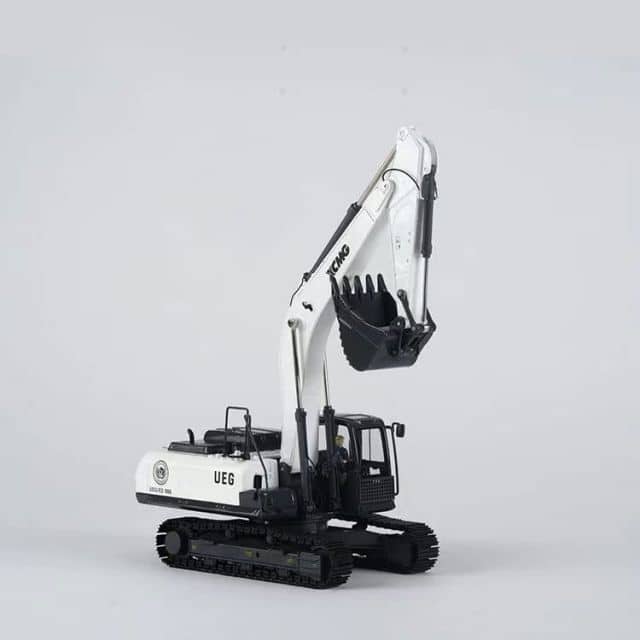 XCMG stray Earth United brand XE380DK excavator pressure casting 1/30 price
