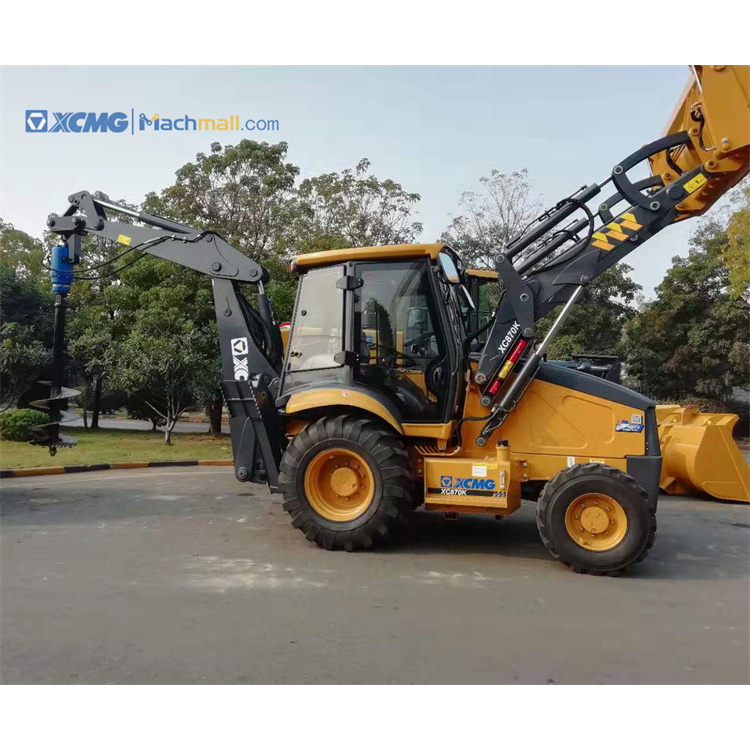 XCMG 4wd 82kw backhoe loader with post hole digger for sale