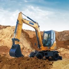 XCMG Official XE60WA 6 ton wheel excavator for sale