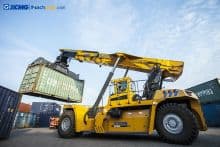 XCMG 45 ton reach stacker container loading equipment XCS4535K For Sale
