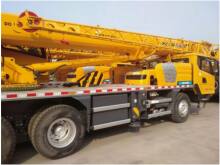 XCMG Brand 16 ton Right Hand Drive Hydraulic Truck Crane XCT16_Y 32m 4-Section Telescopic Crane