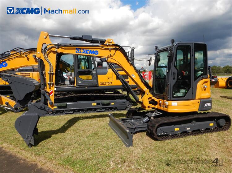 XCMG 6 ton Small Digger Excavator XE55U price