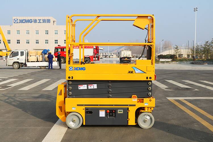 XCMG official 7m height electric mobile scissor lift GTJZ0607 Aerial Work Platform with factory price for sale
