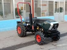 China Factory Supply 45HP 4WD Mini Garden Orchard Agricultural Farm Tractor