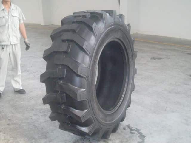 AGRICULTURAL TYRE KR-4 PATTERN