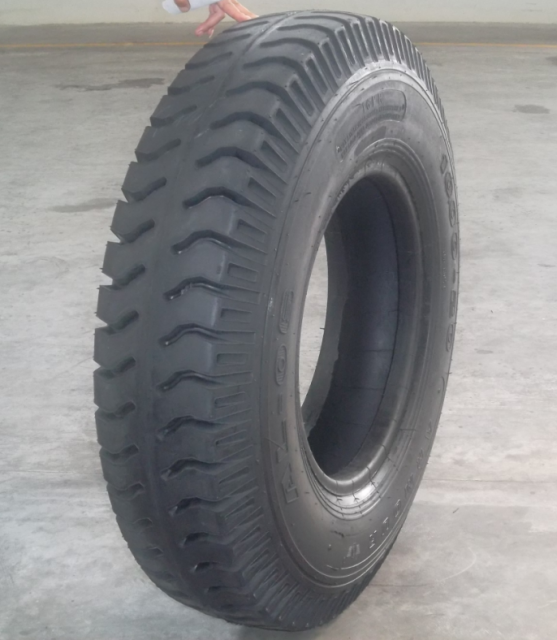 TRUCK TYRE B-1 PATTERN