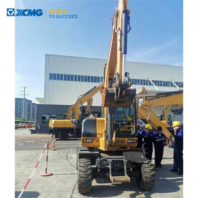 XCMG Official Used Hydraulic Wheel Excavator 6 Ton XE60WD Wheeled Excavator for Sale