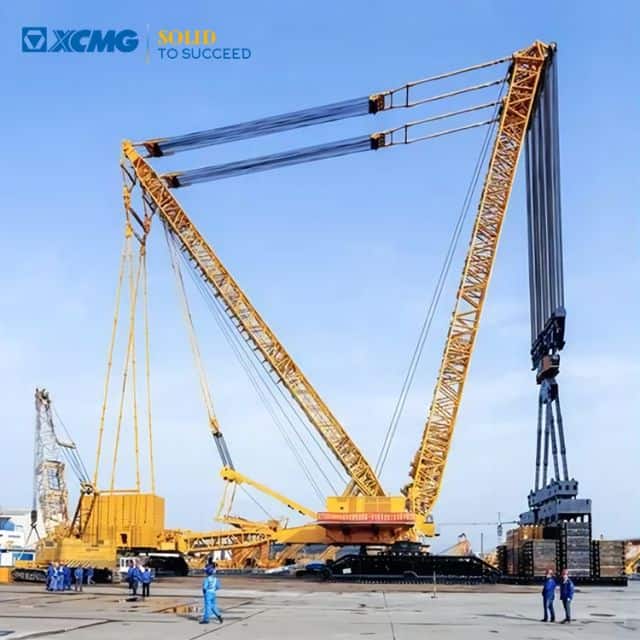 XCMG 2021 year used Construction Mobile Crawler Crane XGC28000