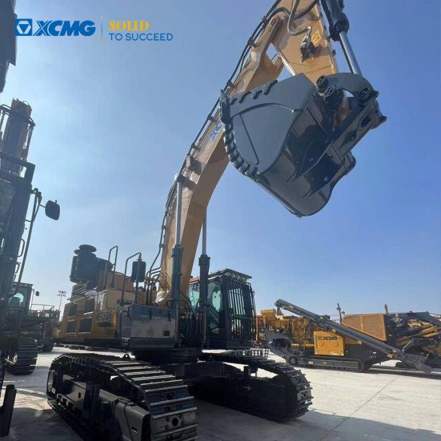 XCMG used hydraulic digger XE700DF