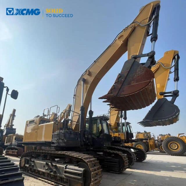 XCMG second hand big crawler excavator XE700D