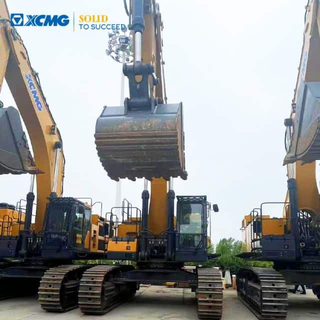 XCMG used big crawler excavator XE700D