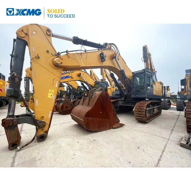XCMG second hand crawler excavator XE900C