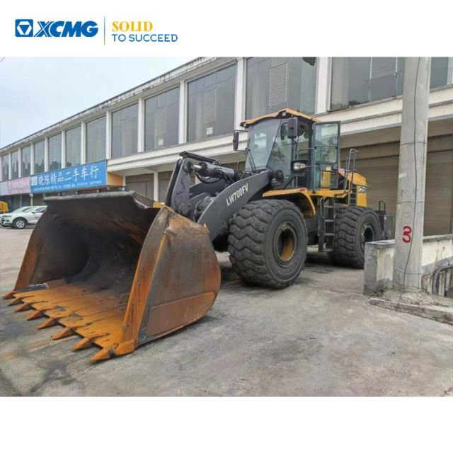 XCMG second hand wheel loader LW700FV